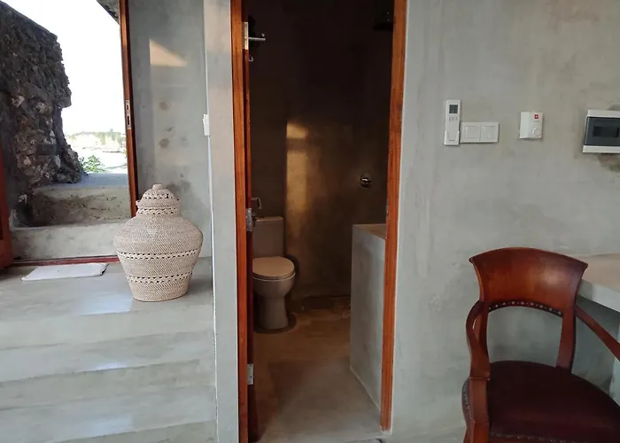 V Uluwatu