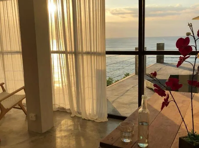 V Uluwatu